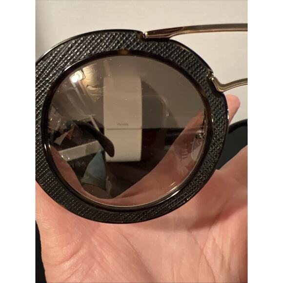 Prada Round Sunglasses Black Oversized Italy Designer SPR15S Read main image 12